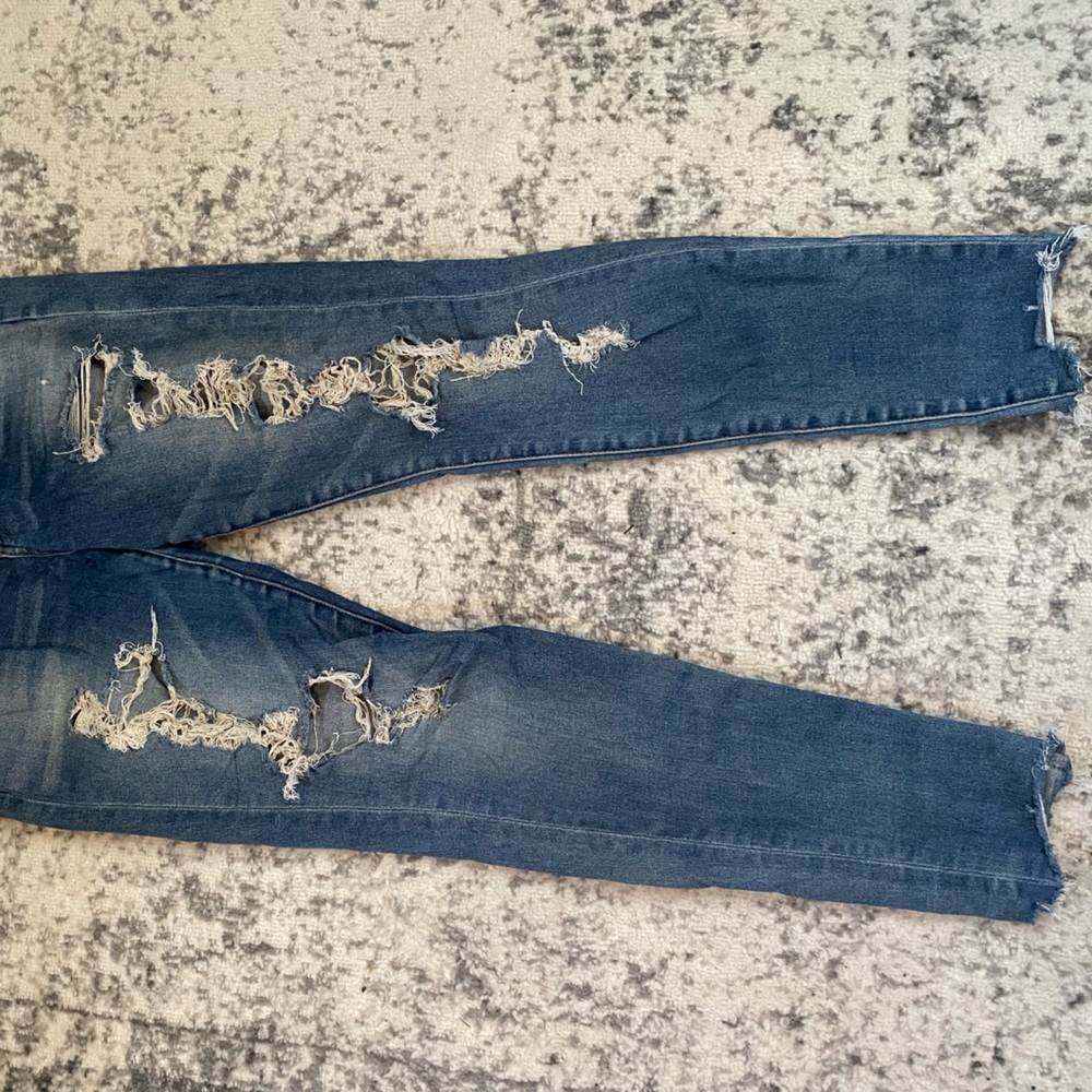 American Eagle ripped skinny jeans